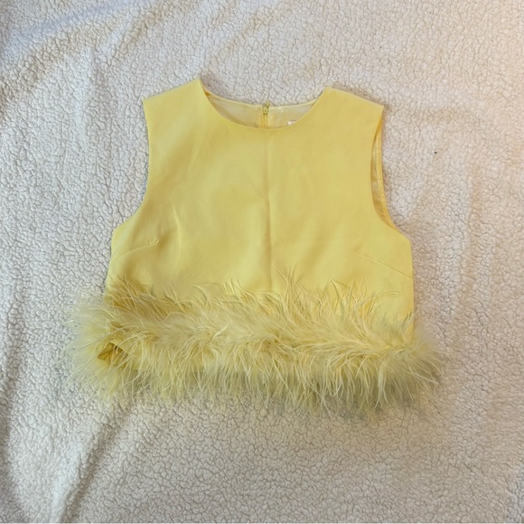 La’ Ros Other - Yellow Feather Trim Sleeveless Top